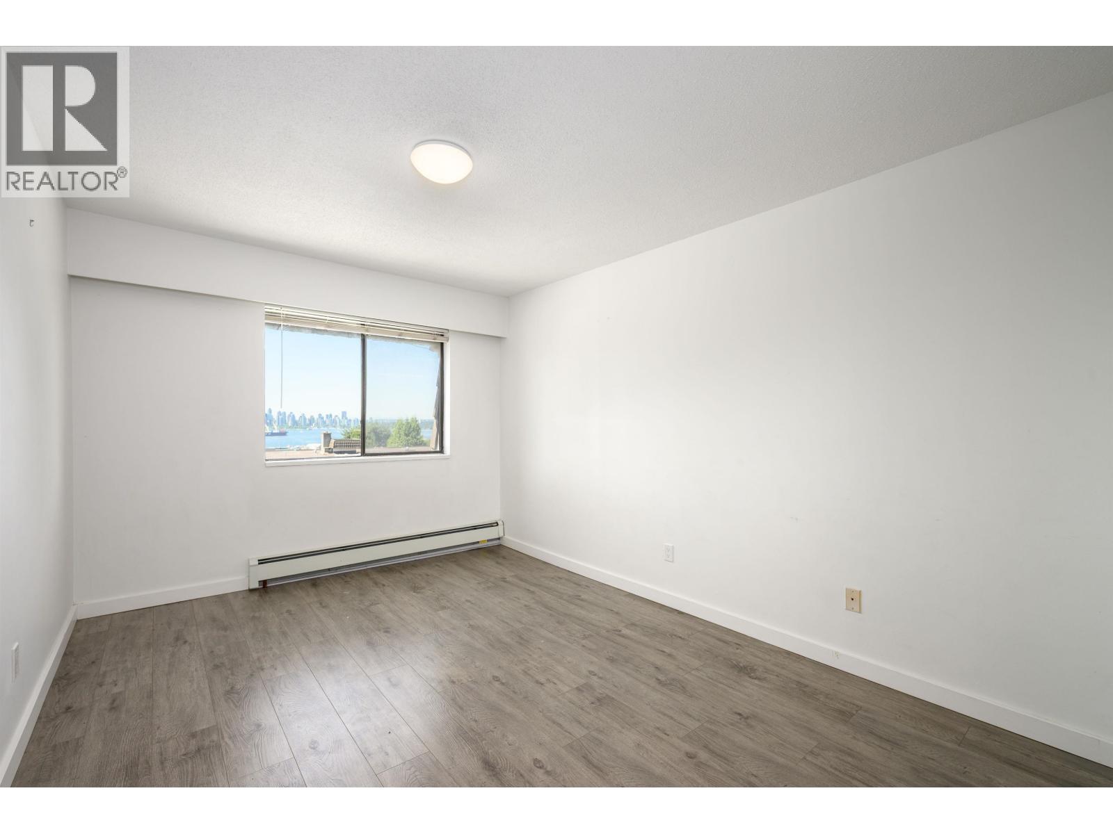 305 310 W 3rd Street, North Vancouver, British Columbia  V7M 1G4 - Photo 19 - R3171075