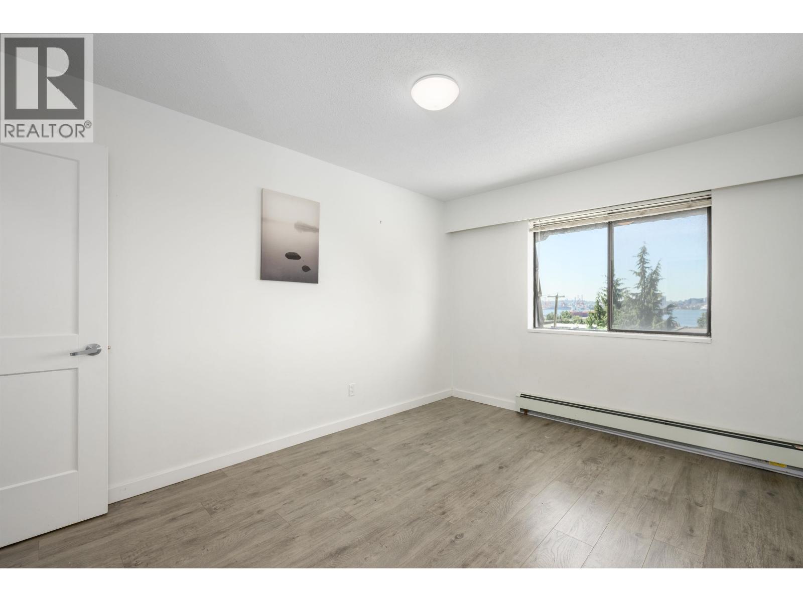 305 310 W 3rd Street, North Vancouver, British Columbia  V7M 1G4 - Photo 21 - R3171075