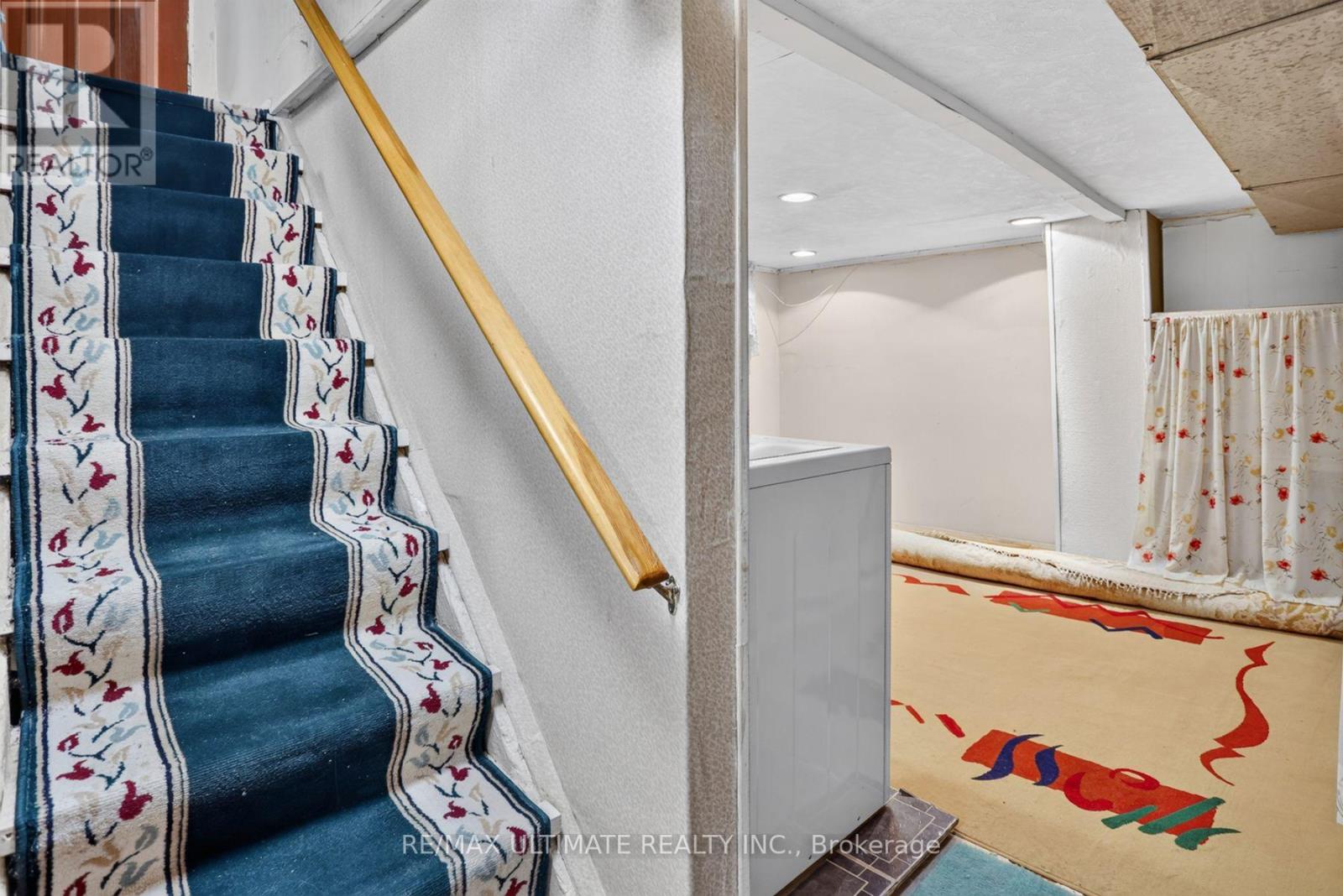 12 Eldon Avenue, Toronto, Ontario  M4C 5G1 - Photo 31 - E13849410