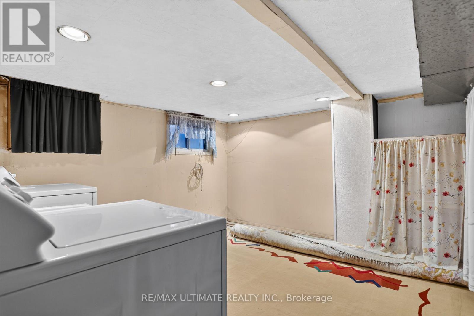 12 Eldon Avenue, Toronto, Ontario  M4C 5G1 - Photo 32 - E13849410