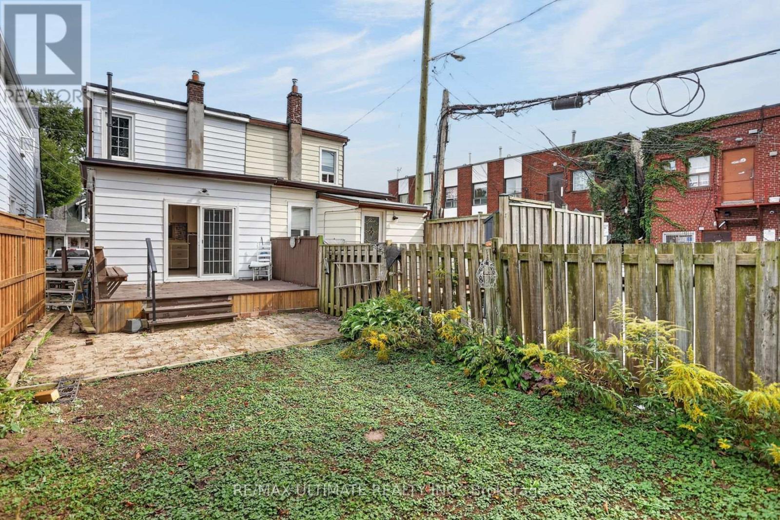 12 Eldon Avenue, Toronto, Ontario  M4C 5G1 - Photo 39 - E13849410