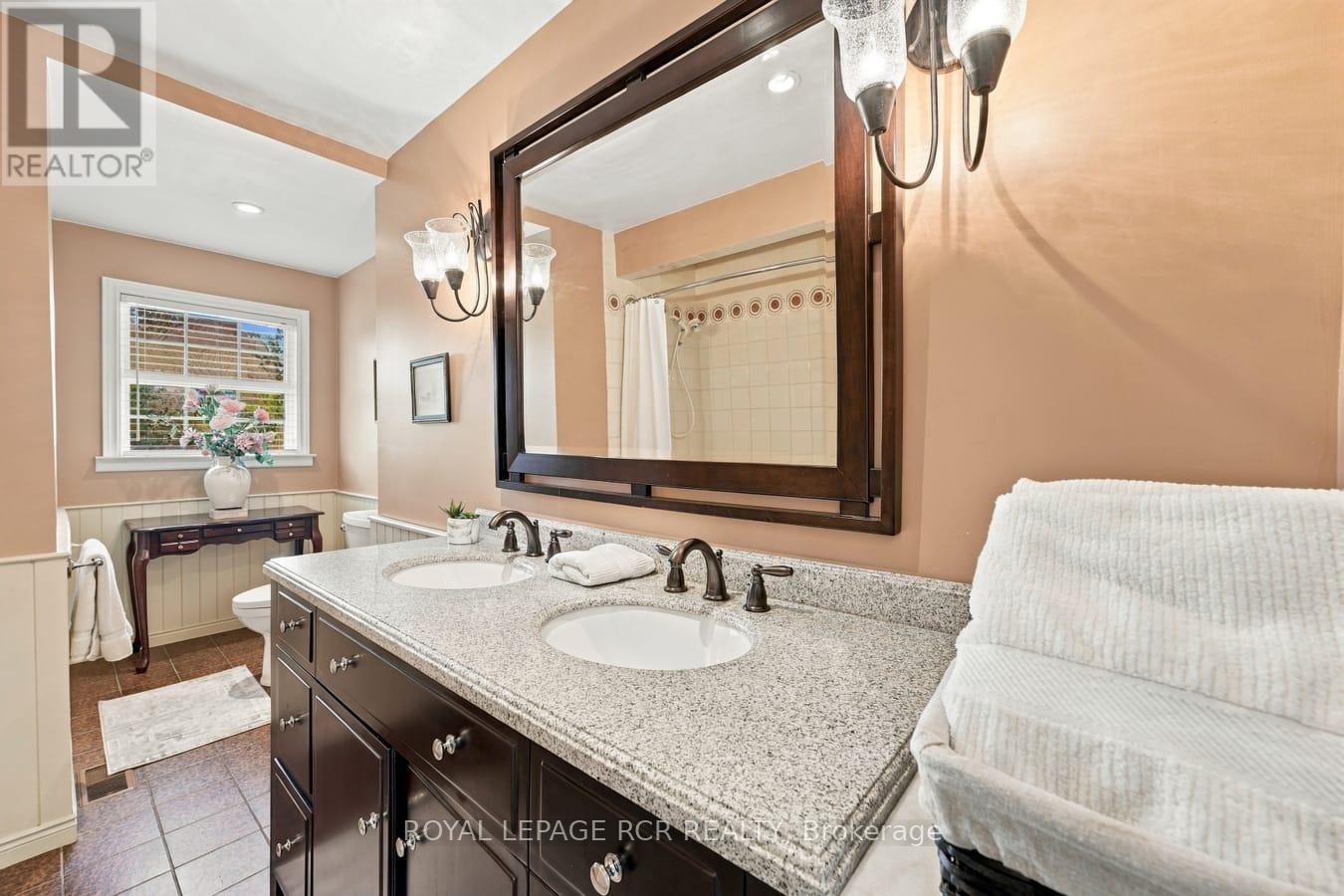 22541 Kennedy Road, East Gwillimbury, Ontario  L0G 1R0 - Photo 30 - N13849350
