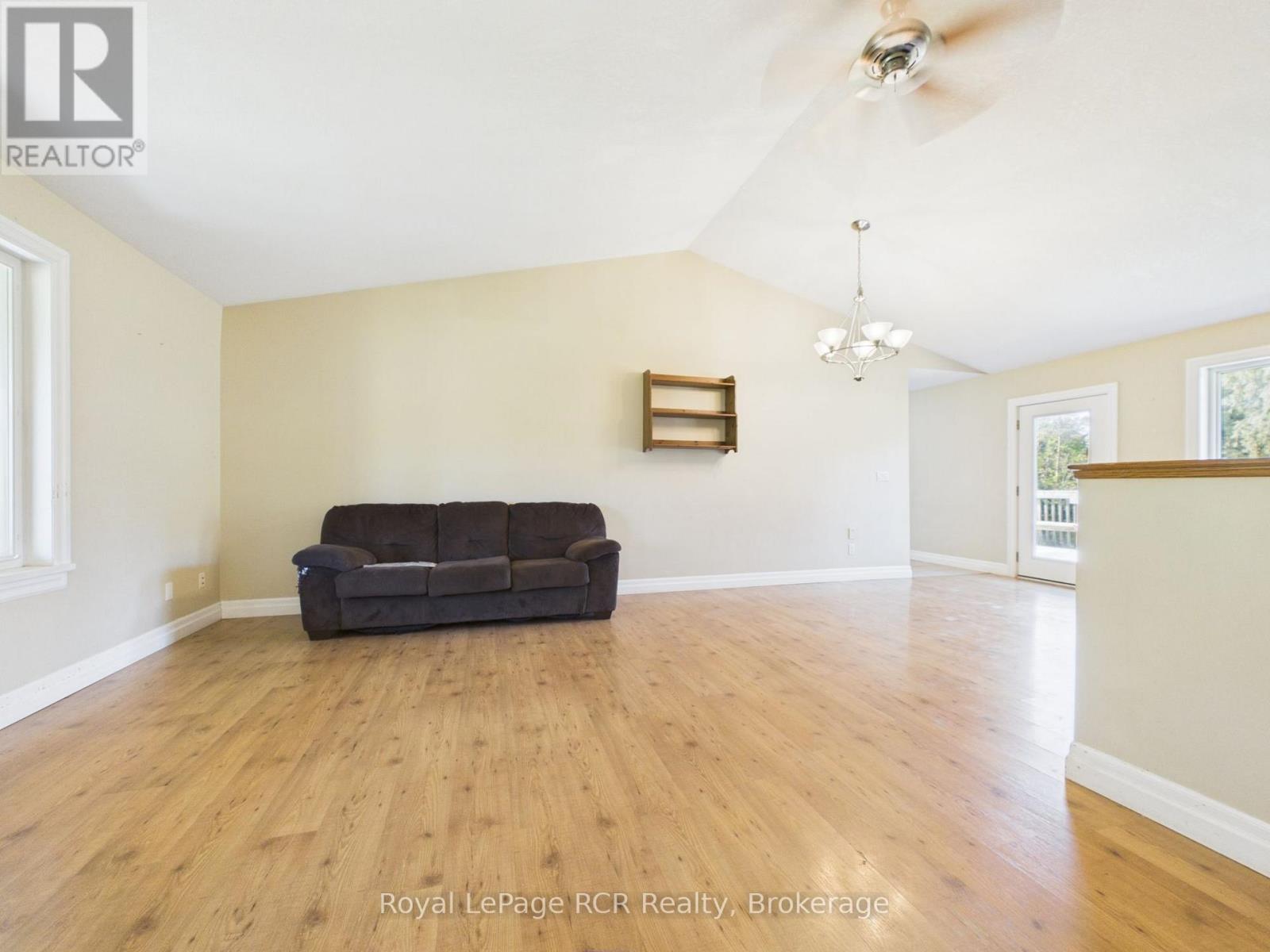 636 Kairshea Avenue, Huron-Kinloss, Ontario  N0G 2B0 - Photo 5 - X13849482