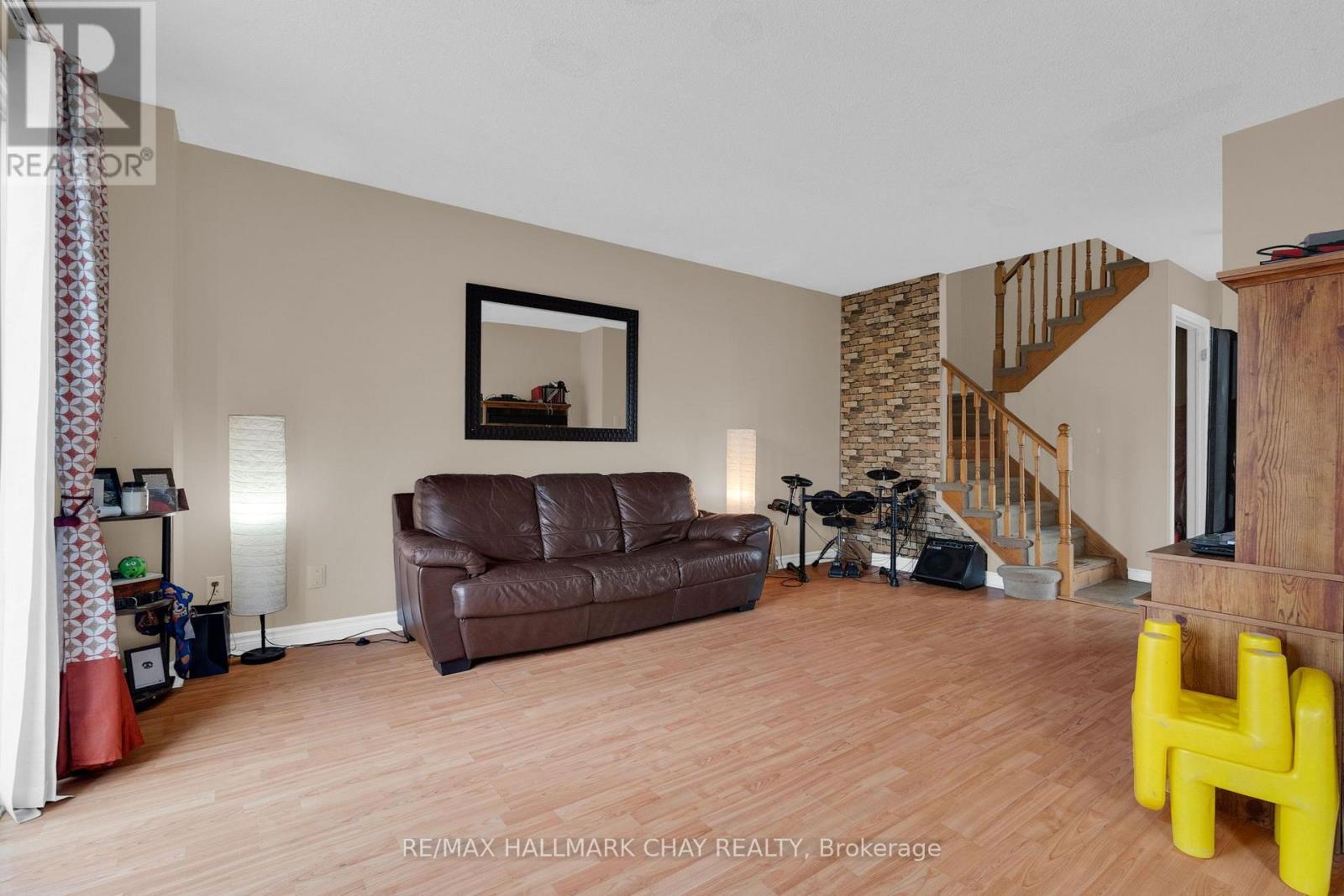 104 Ferguson Drive, Barrie, Ontario  L4N 7E5 - Photo 10 - S13849462