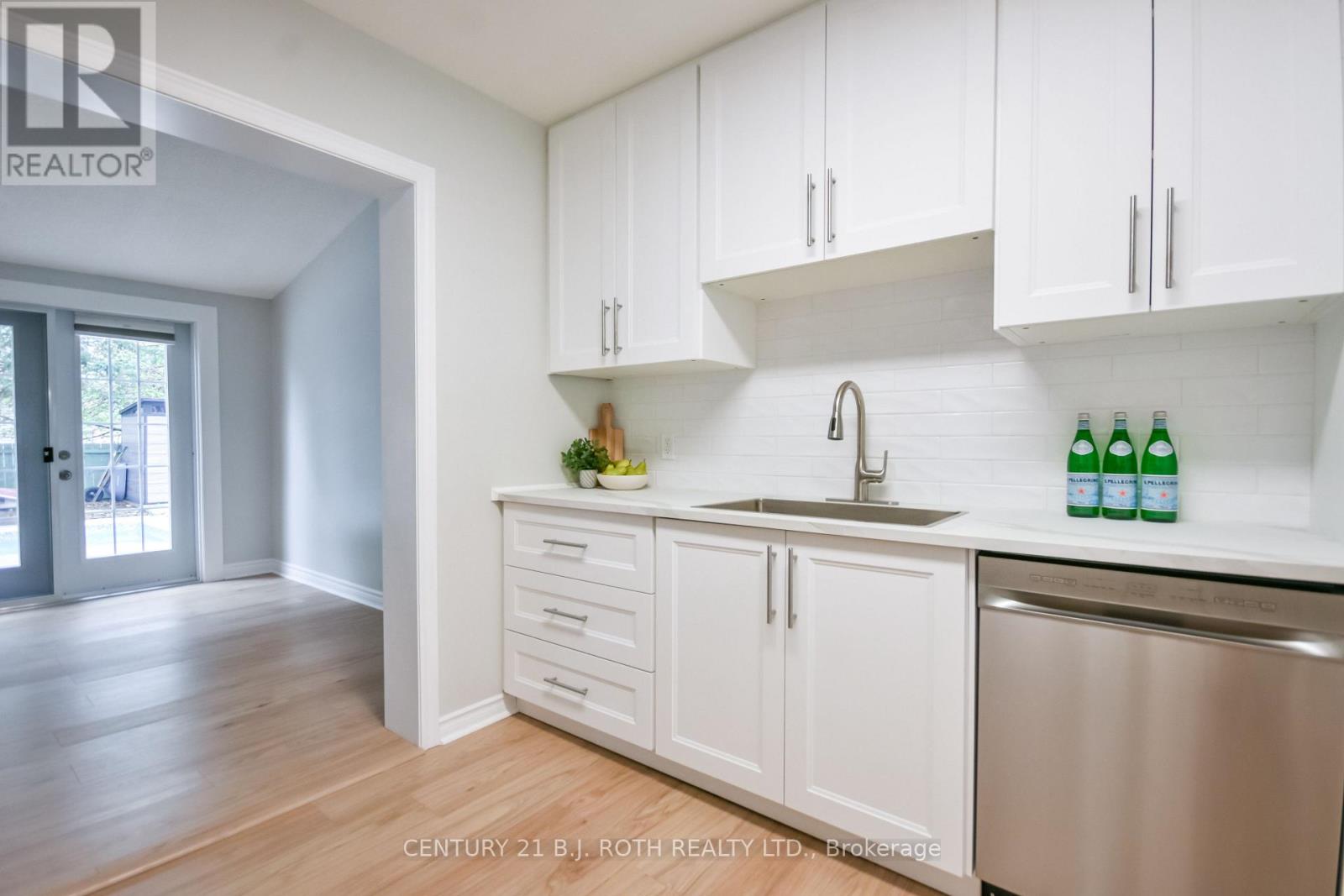 77 Pepler Place, Barrie, Ontario  L4N 5E3 - Photo 12 - S13849466