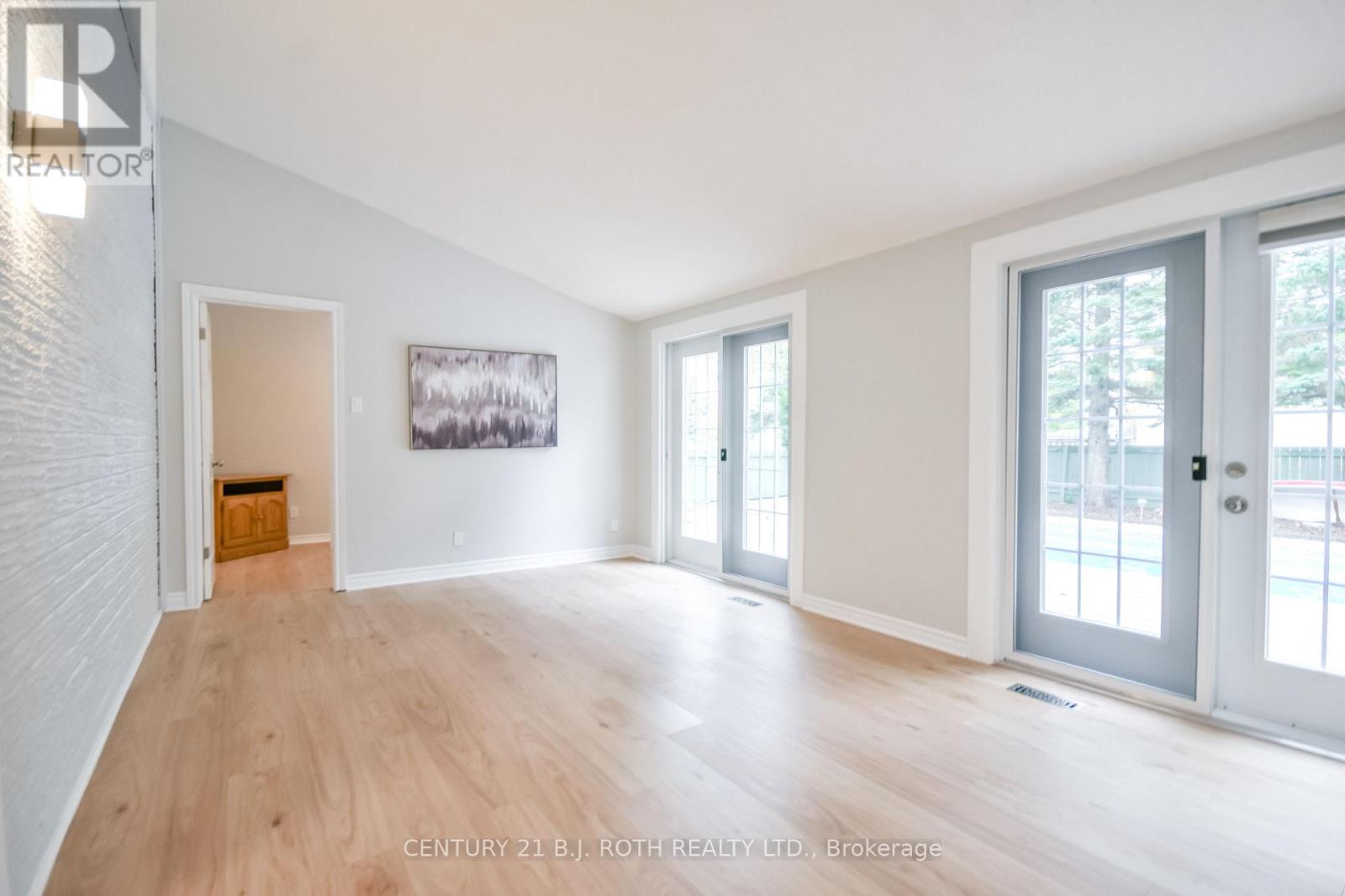 77 Pepler Place, Barrie, Ontario  L4N 5E3 - Photo 17 - S13849466