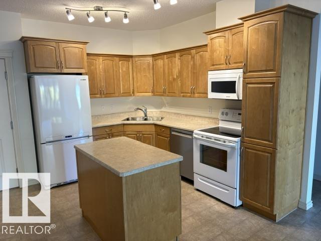 #325 9820 165 ST NW