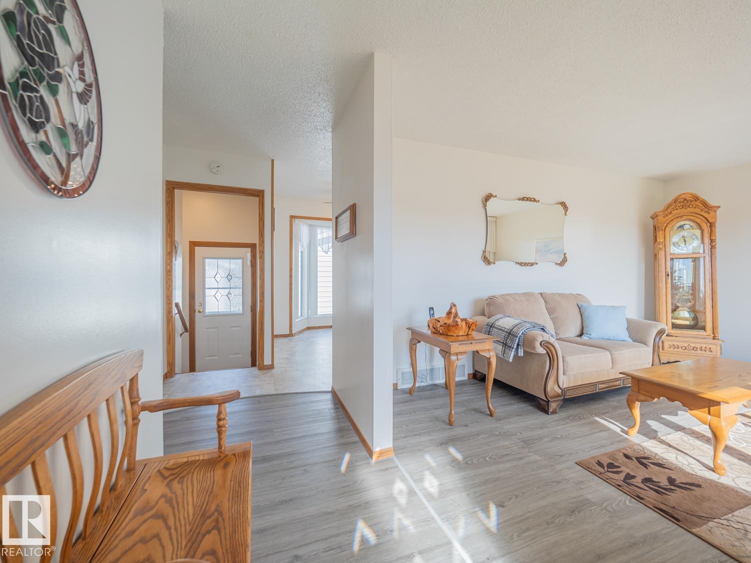 5320 54 ST