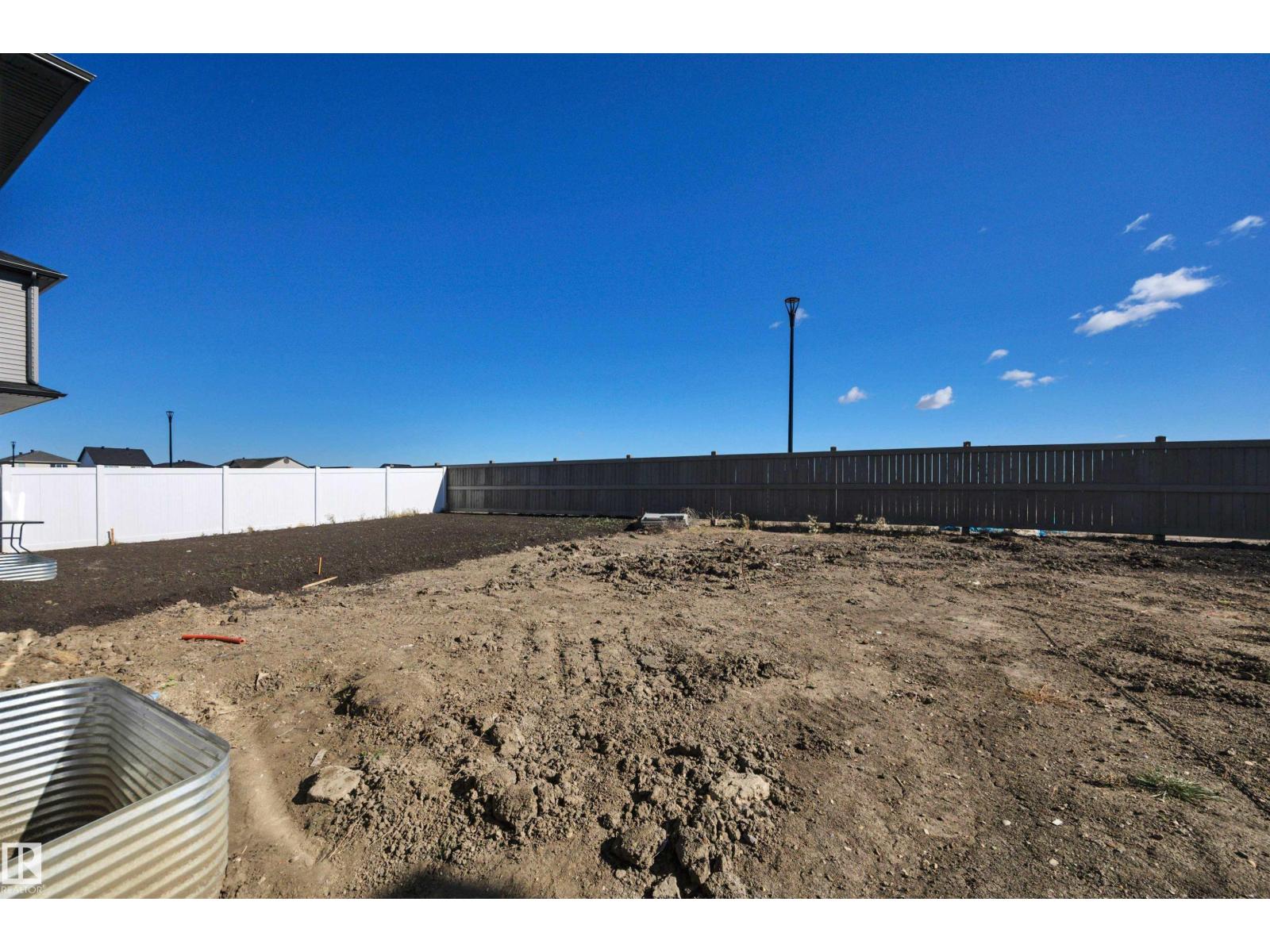 18015 73 ST NW