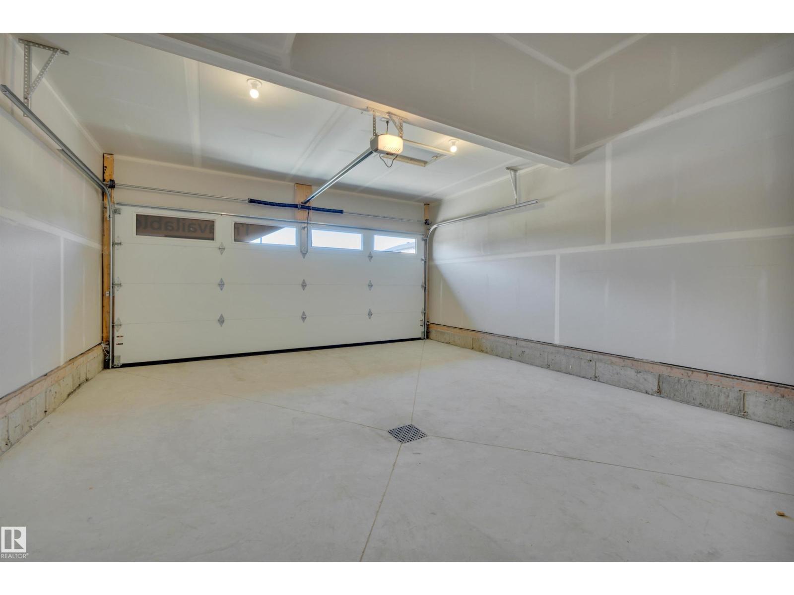 18015 73 ST NW