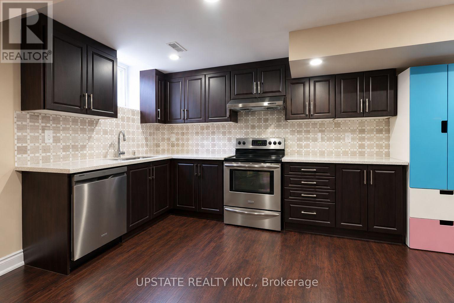 (Basement) - 8 Sage Meadow Crescent, Brampton, Ontario  L6Y 0Y1 - Photo 4 - W13849310