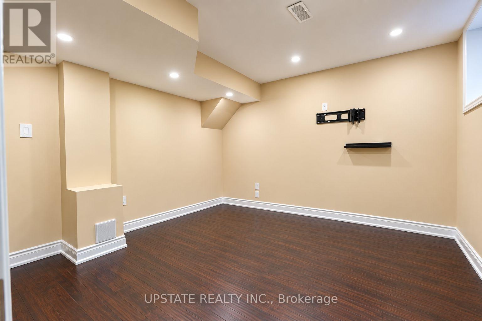 (Basement) - 8 Sage Meadow Crescent, Brampton, Ontario  L6Y 0Y1 - Photo 8 - W13849310