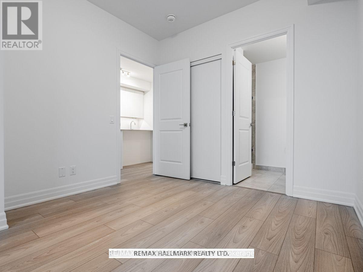 1405 - 36 Elm Drive W, Mississauga, Ontario  L5B 0N3 - Photo 9 - W13849318