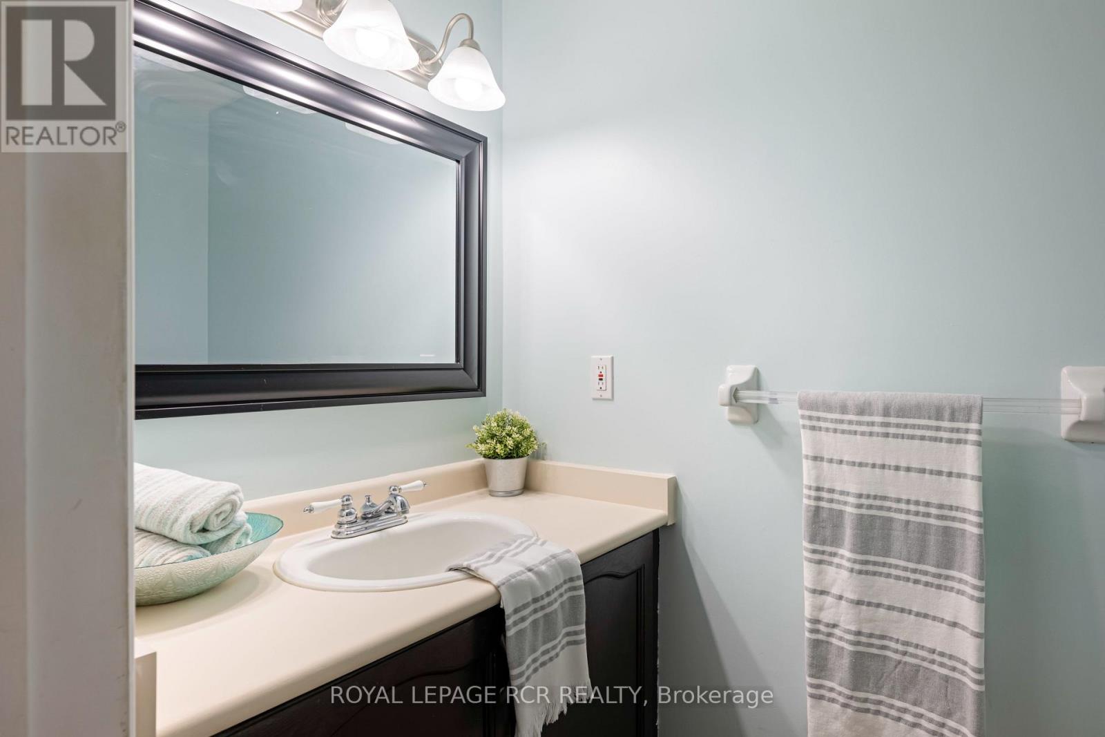 71 Shirley Street, Orangeville, Ontario  L9W 2T5 - Photo 5 - W13849340