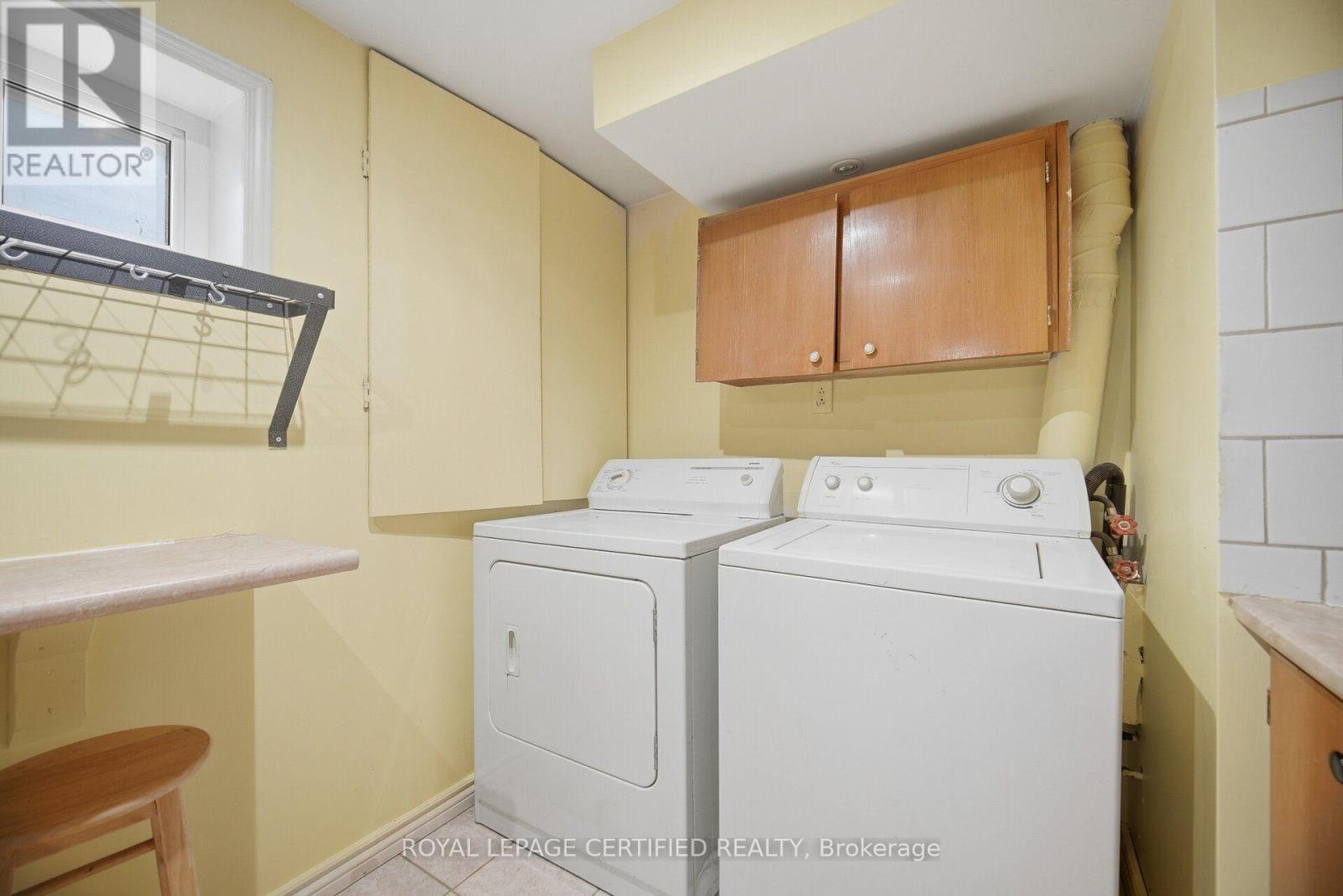 75 Cloverdale Drive, Brampton, Ontario  L6T 2T5 - Photo 27 - W13849388
