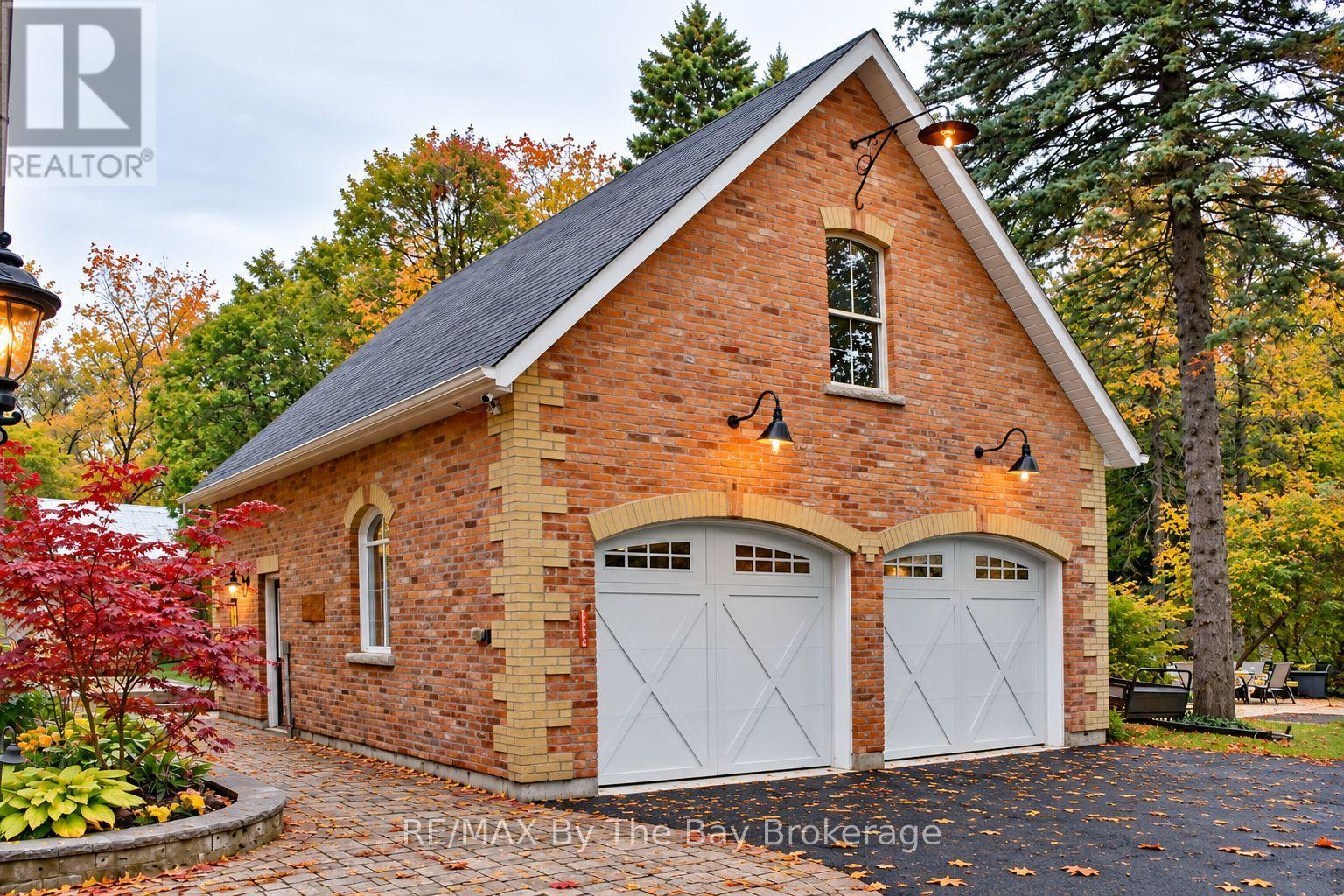 214 Elm Street, Clearview, Ontario  L0M 1S0 - Photo 5 - S13656556