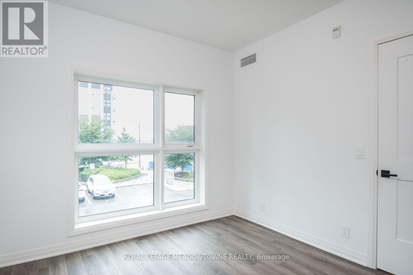 205 - 102 Grovewood Common, Oakville, Ontario  L6H 0X2 - Photo 22 - W13771184