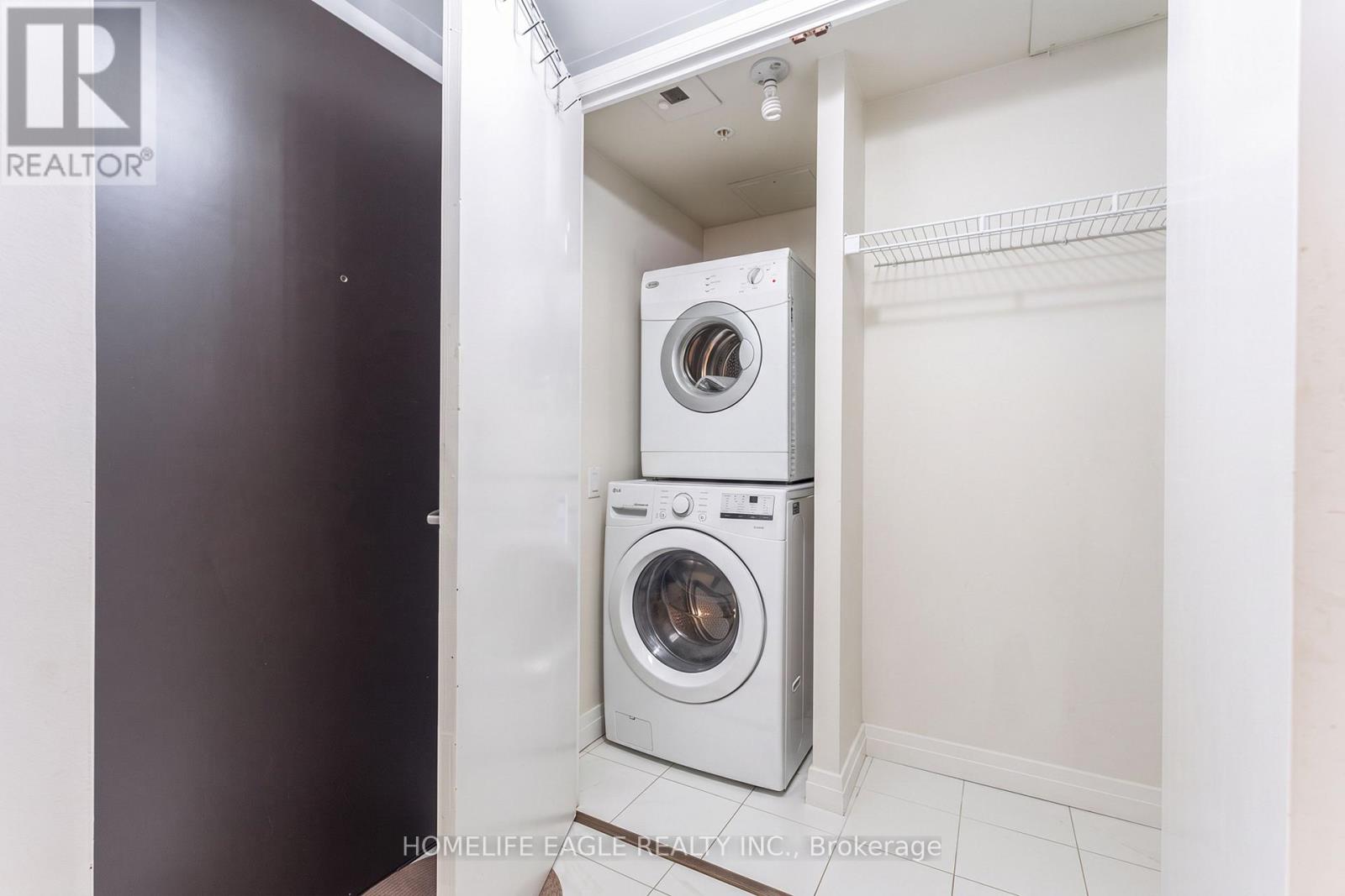 3008 - 5 Valhalla Inn Road, Toronto, Ontario  M9B 0B1 - Photo 12 - W13848080