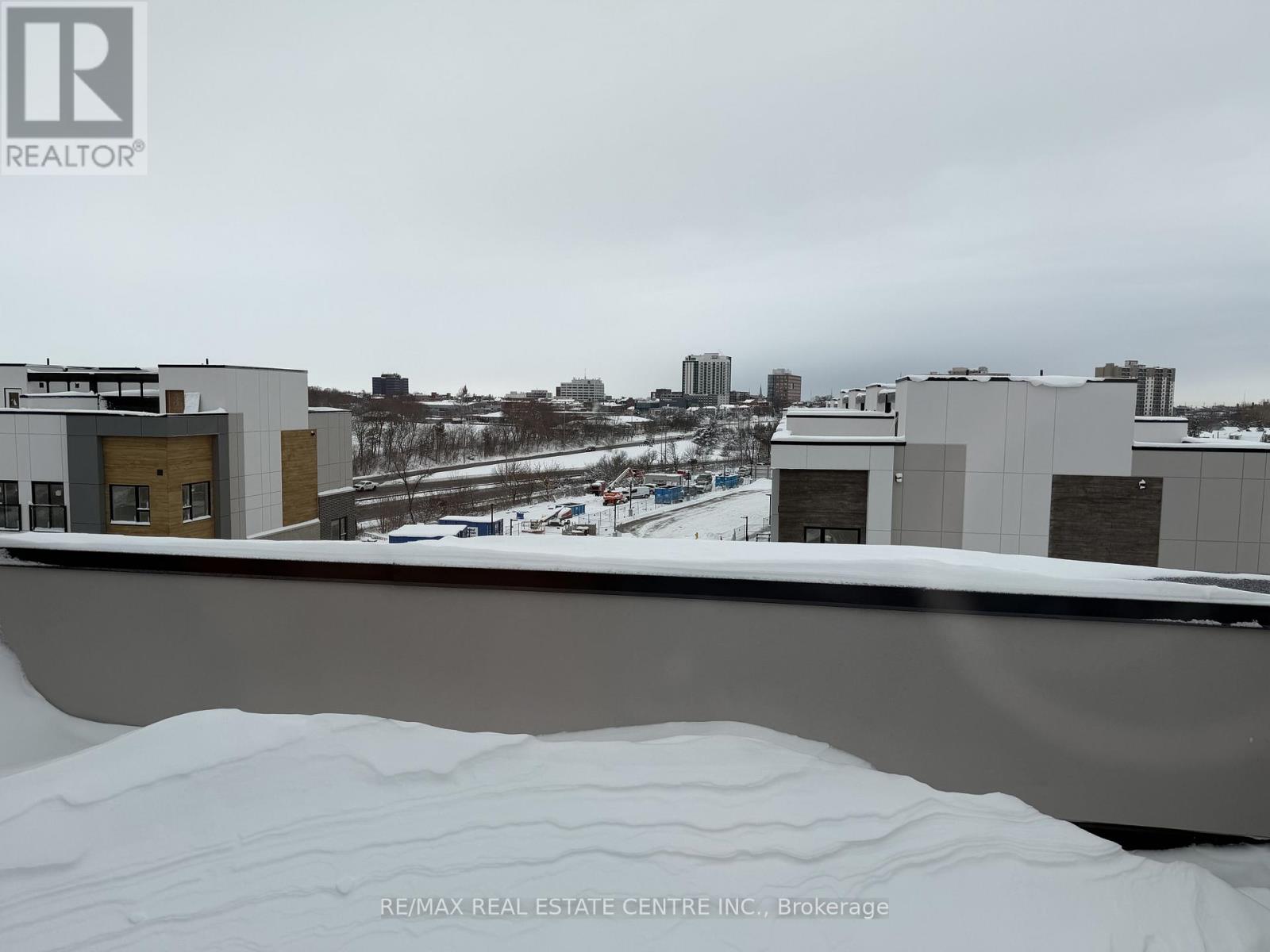 SUITE 334 (302C) - 16 MELBOURNE AVENUE