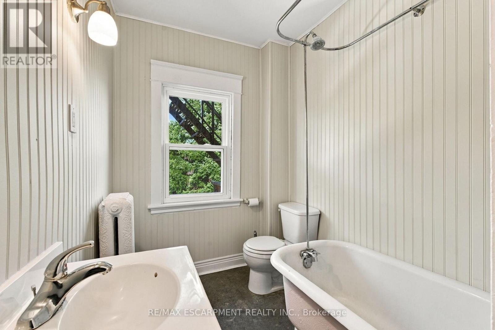 100 Balsam Avenue S, Hamilton, Ontario  L8M 3B3 - Photo 34 - X13849398