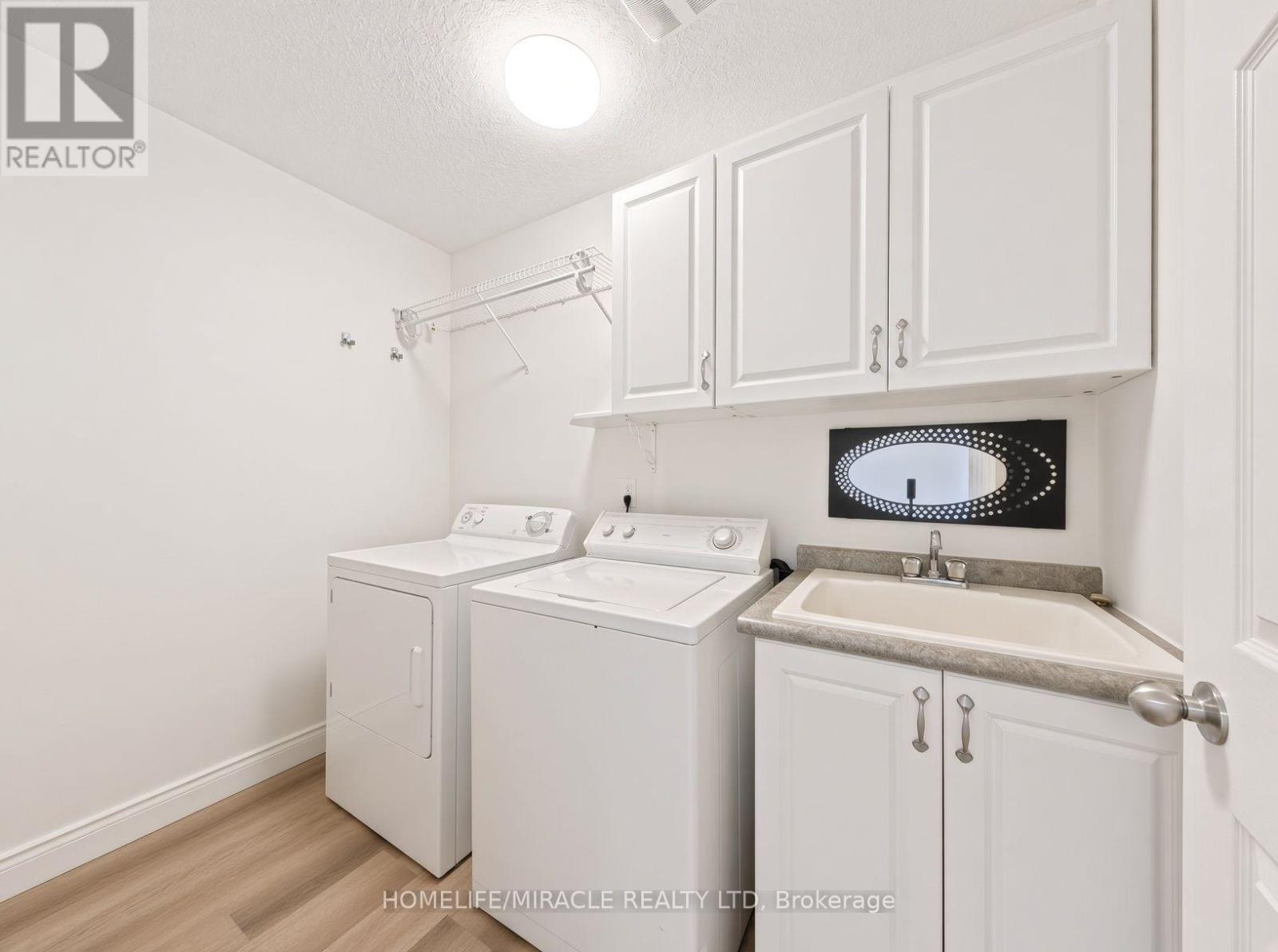 250 Parkvale Drive, Kitchener, Ontario  N2R 1Y8 - Photo 41 - X13849400