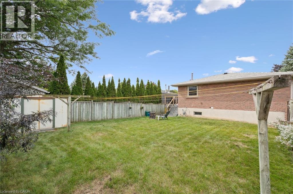 121 Nathaniel Crescent, Kitchener, Ontario  N2P 1L3 - Photo 3 - 40867624