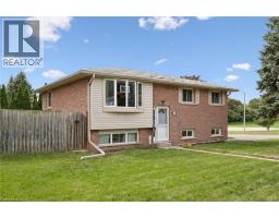121 NATHANIEL Crescent, Kitchener, Ontario