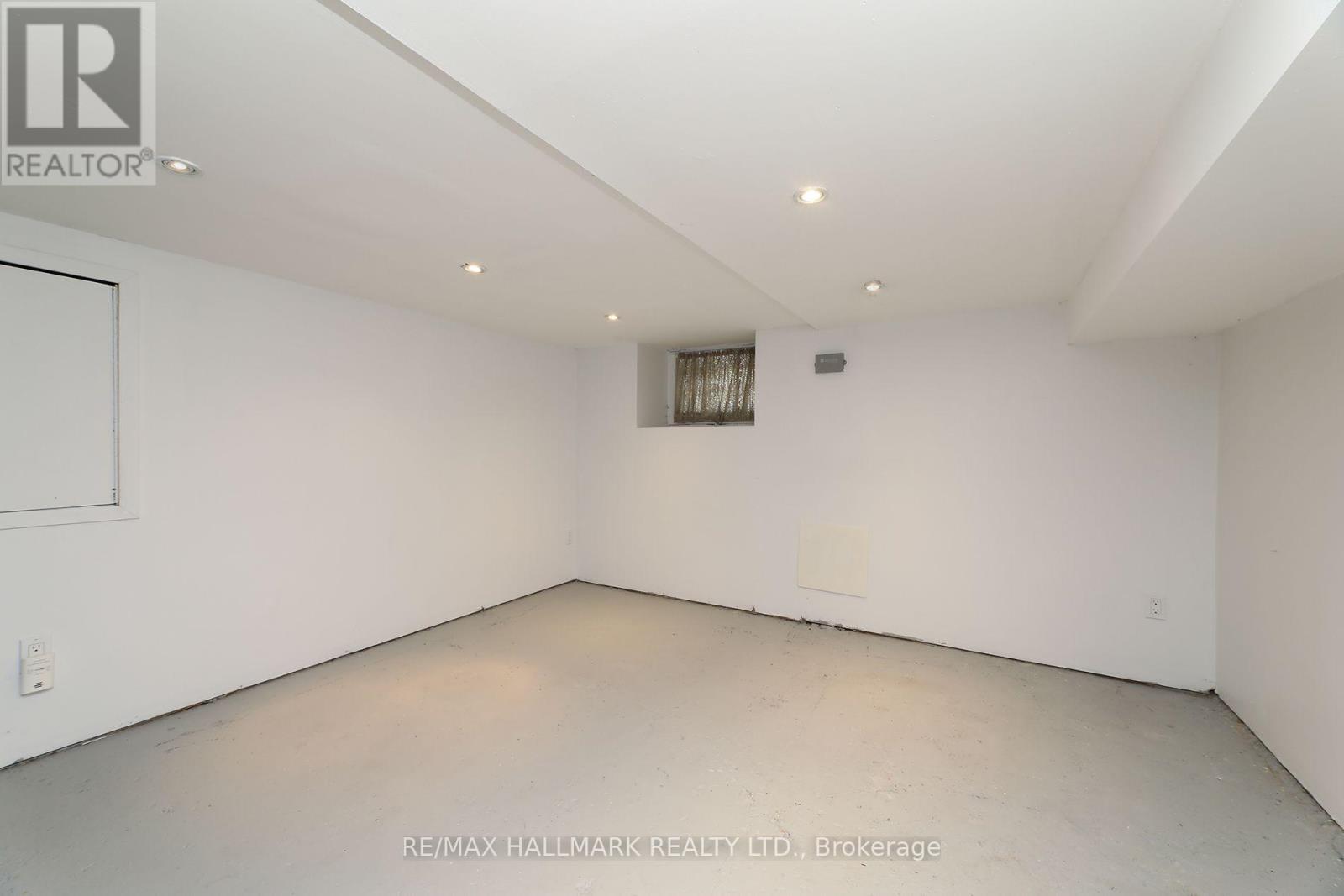 1 Lockwood Road, Toronto, Ontario  M4L 3M7 - Photo 19 - E13843322