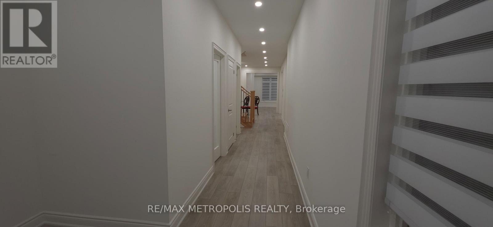 10 Wraggs Road, Bradford West Gwillimbury, Ontario  L3Z 4N1 - Photo 7 - N13835092