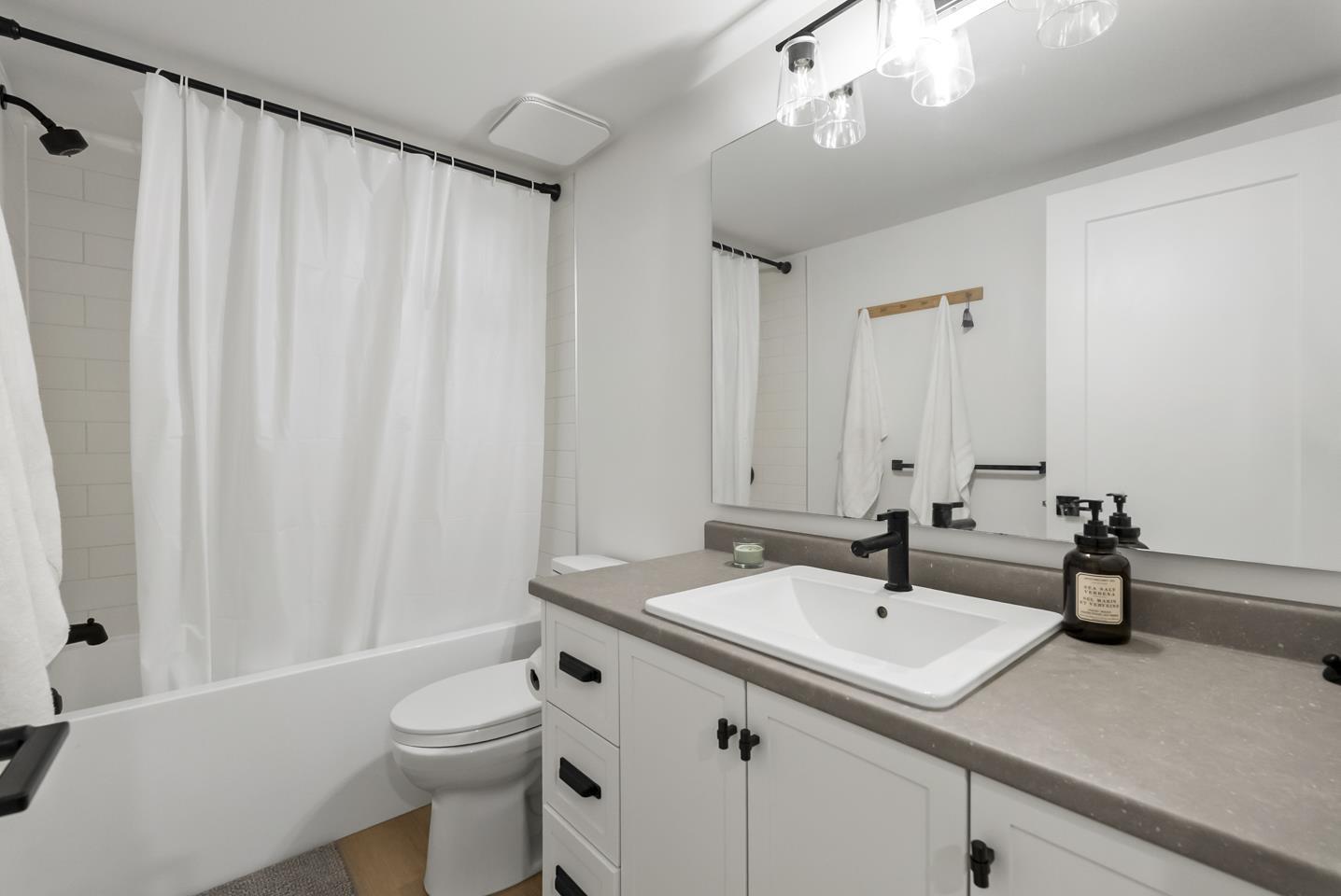 7567 196a Street, Langley, British Columbia  V2Y 3T2 - Photo 30 - R3170908