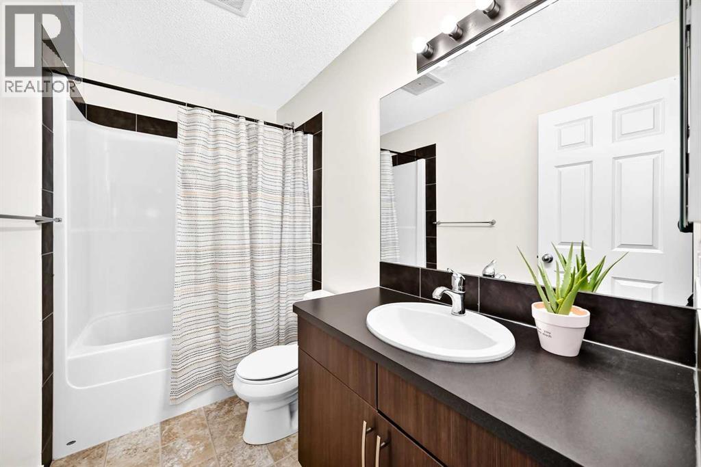 1046 New Brighton Park SE, Calgary, Alberta  T2Z 0Y1 - Photo 28 - A2347992