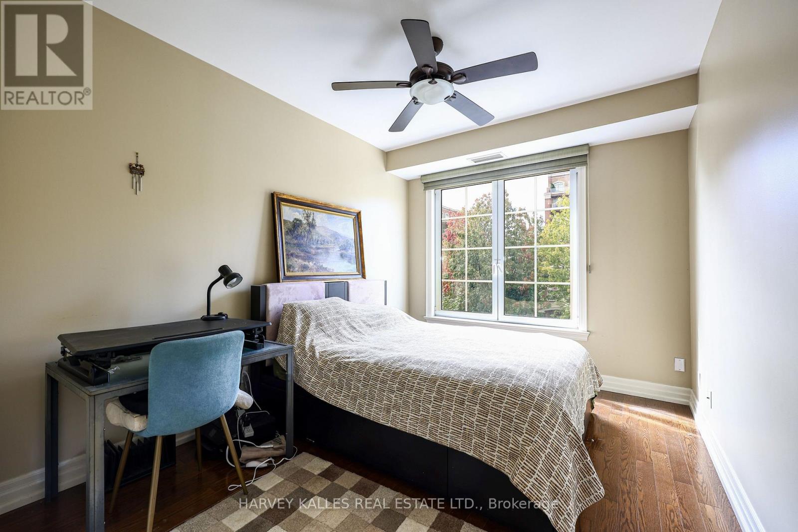 Th9 - 21 Burkebrook Place, Toronto, Ontario  M4G 0A2 - Photo 33 - C13849062