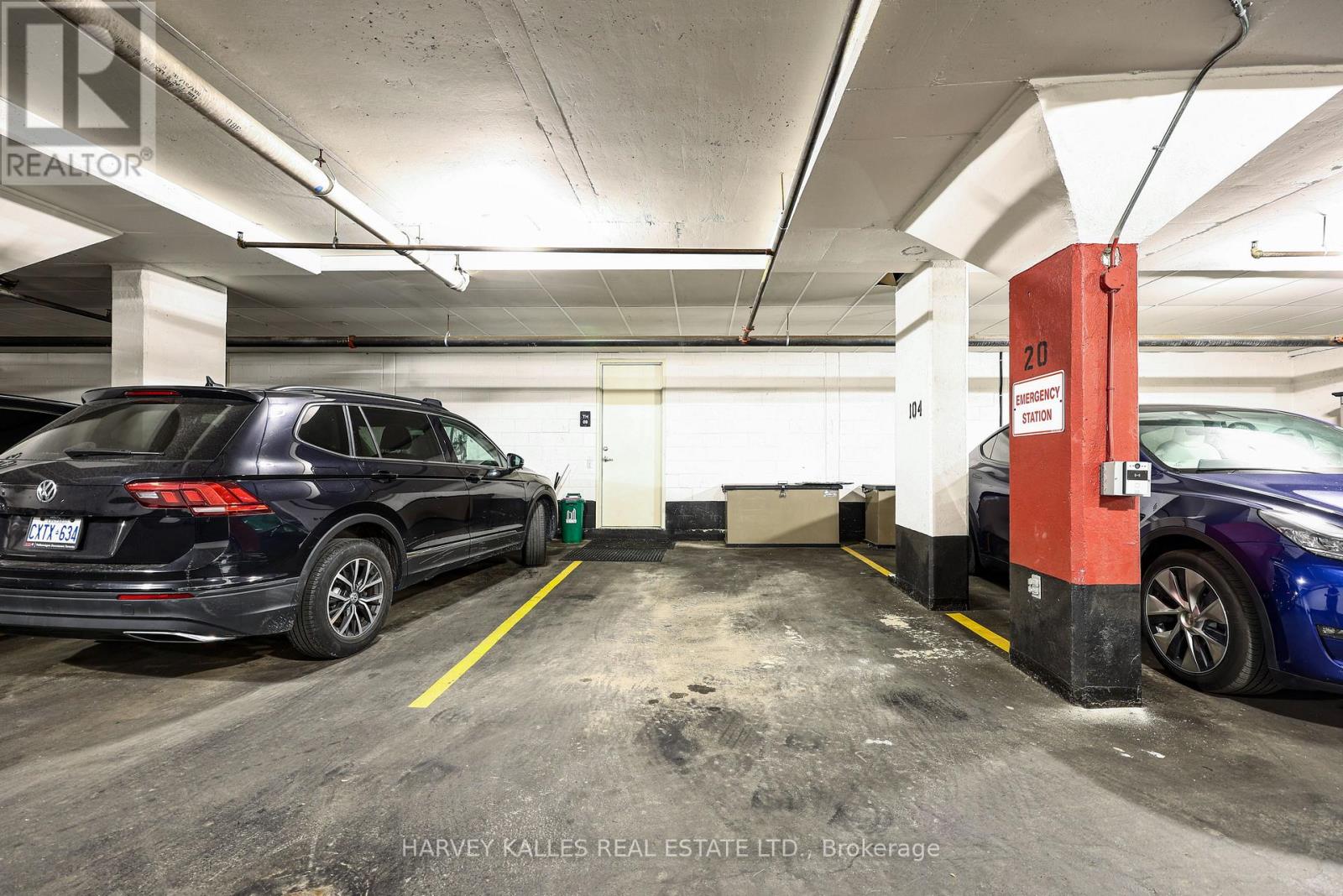 Th9 - 21 Burkebrook Place, Toronto, Ontario  M4G 0A2 - Photo 41 - C13849062