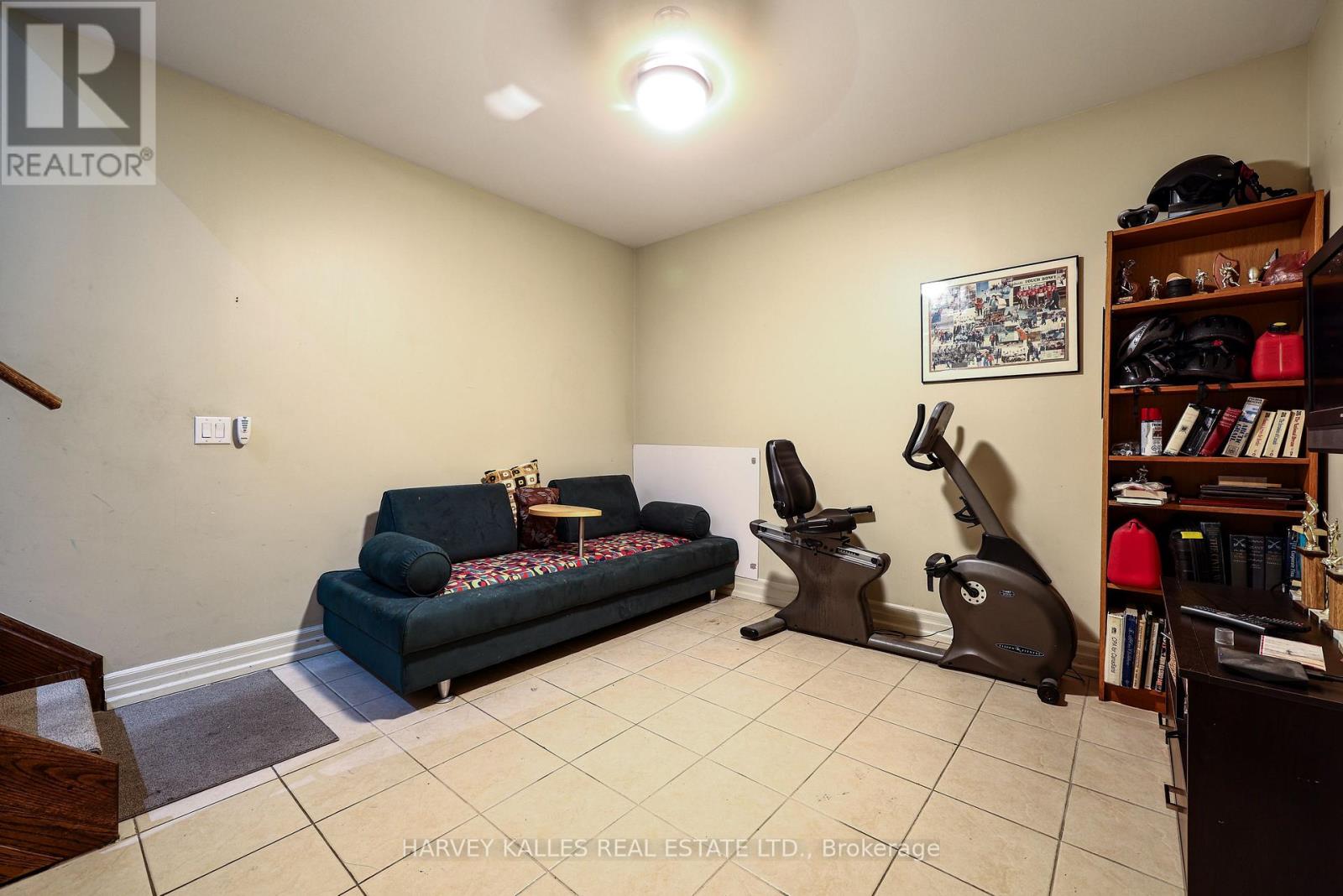 Th9 - 21 Burkebrook Place, Toronto, Ontario  M4G 0A2 - Photo 39 - C13849062