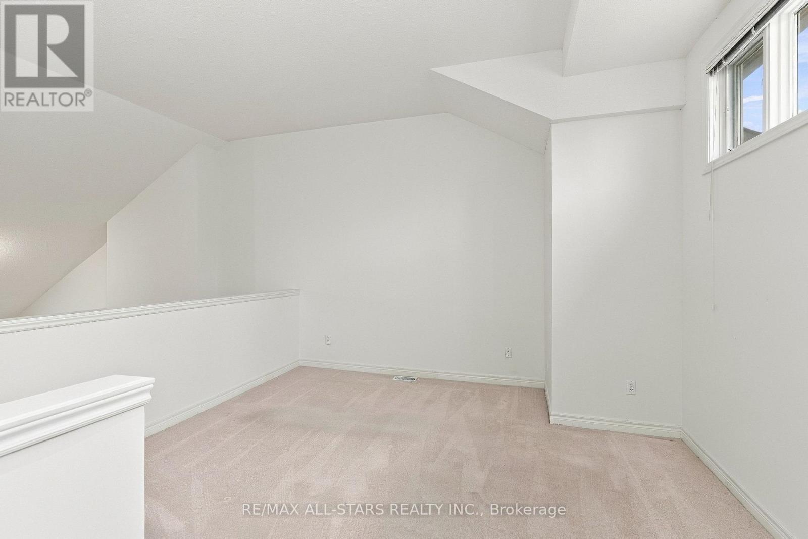 28 Blue Heron Beach Way, Markham, Ontario L6E 1B4 - Photo 37 - N13849088