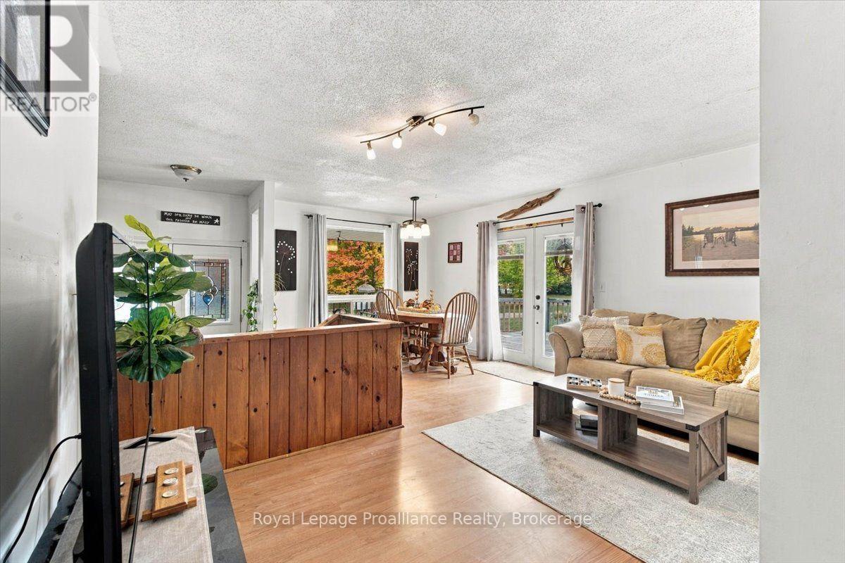 53 Hartin Road, Addington Highlands, Ontario  K0H 2G0 - Photo 19 - X13849734