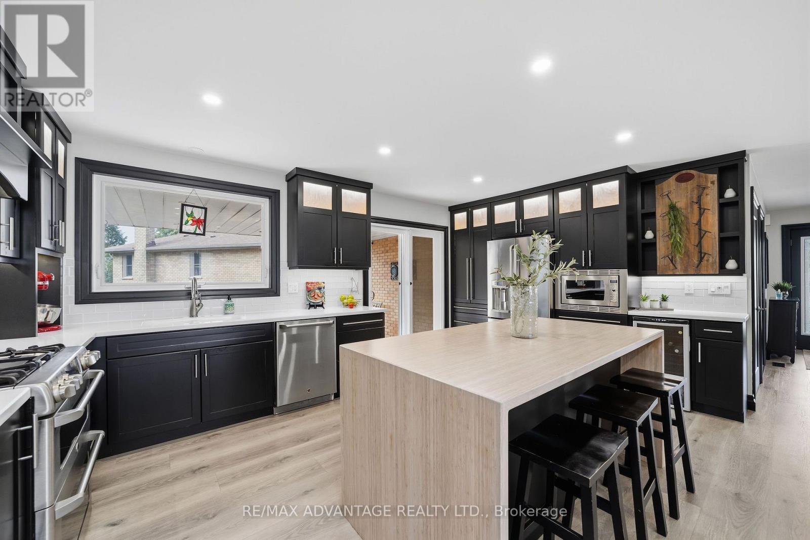 43 Lynngate Grove, London South, Ontario  N6K 3S7 - Photo 12 - X13849828