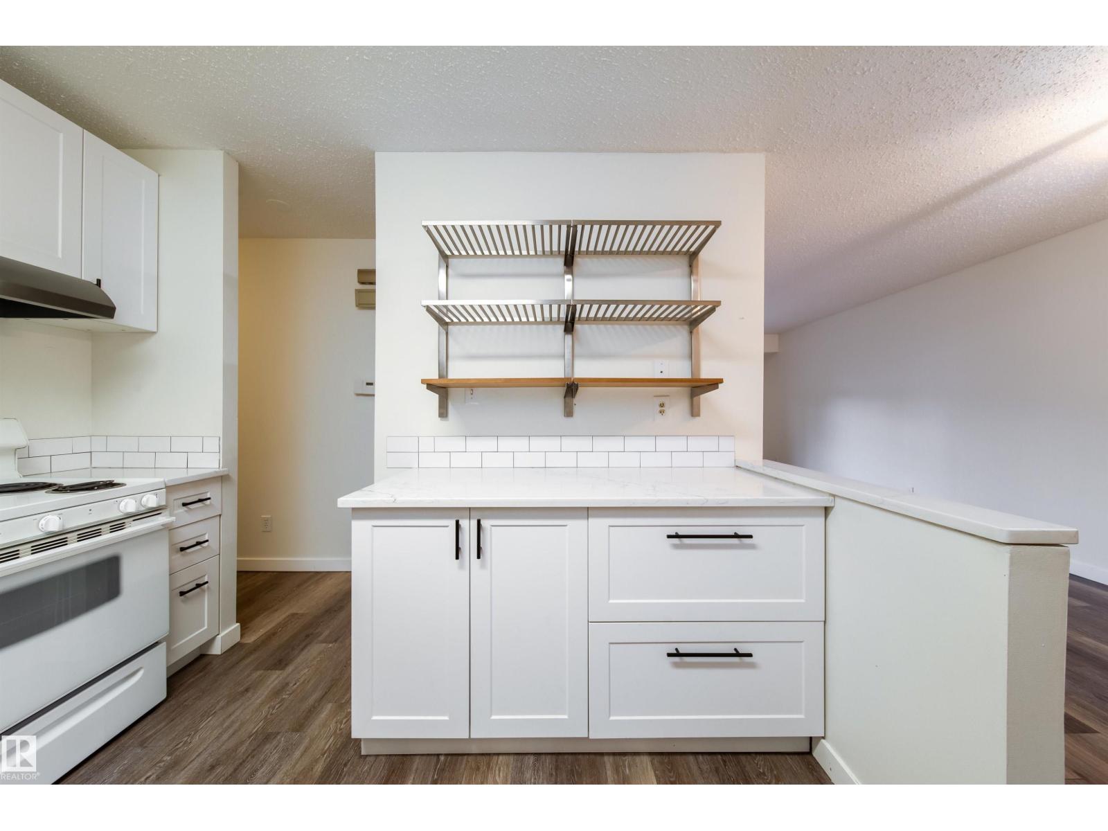 5898 172 ST NW