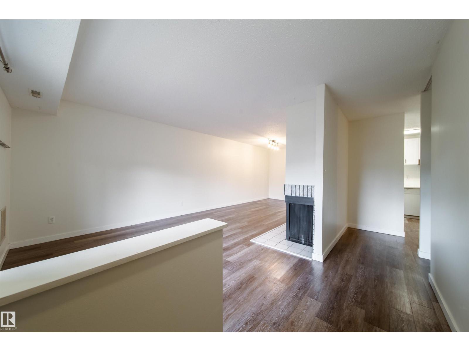 5898 172 ST NW