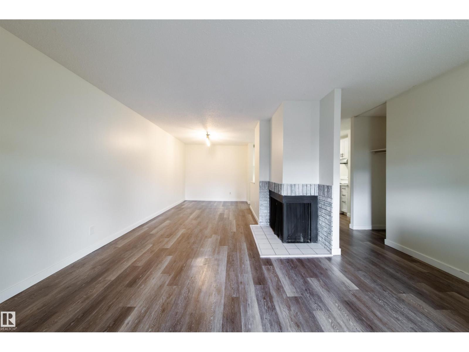 5898 172 ST NW