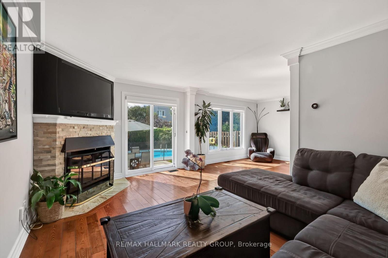 6109 Forestglen Crescent, Ottawa, Ontario  K1C 5N9 - Photo 15 - X13849584