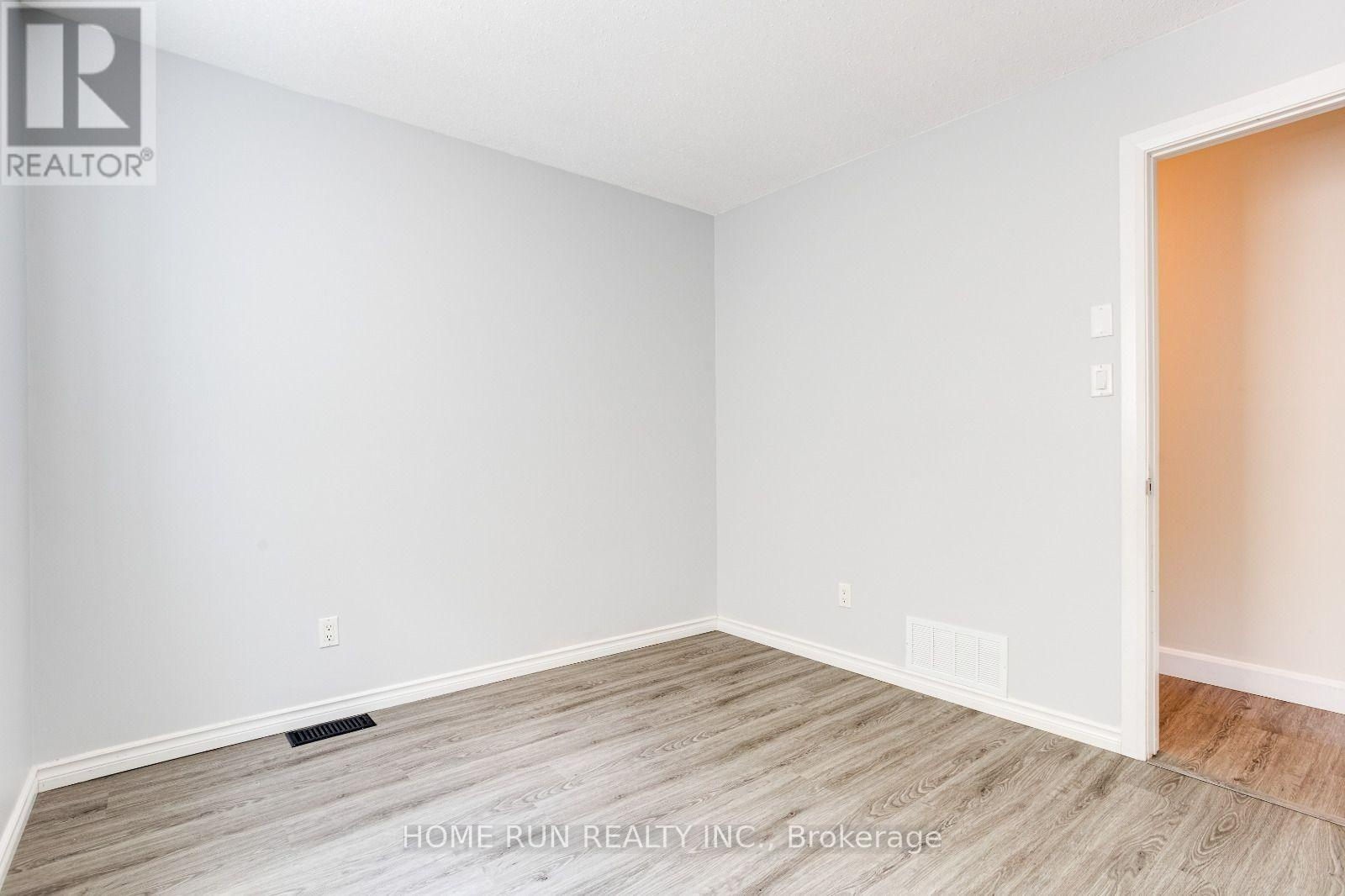 2 Caribou Avenue, Ottawa, Ontario K2S 1M5 - Photo 20 - X13849616