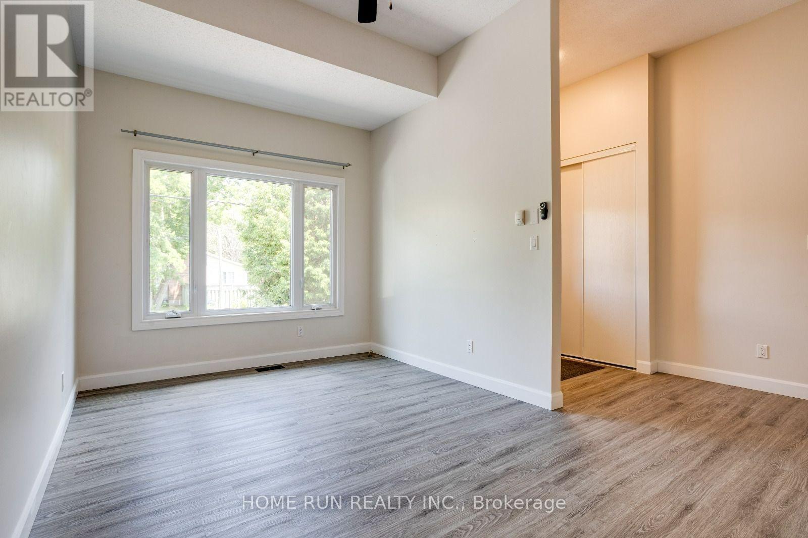 2 Caribou Avenue, Ottawa, Ontario K2S 1M5 - Photo 4 - X13849616