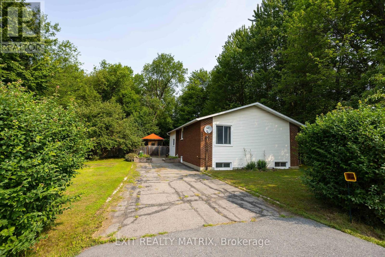 2174 Des Pins Street, The Nation, Ontario  K4R 1C5 - Photo 3 - X13849708