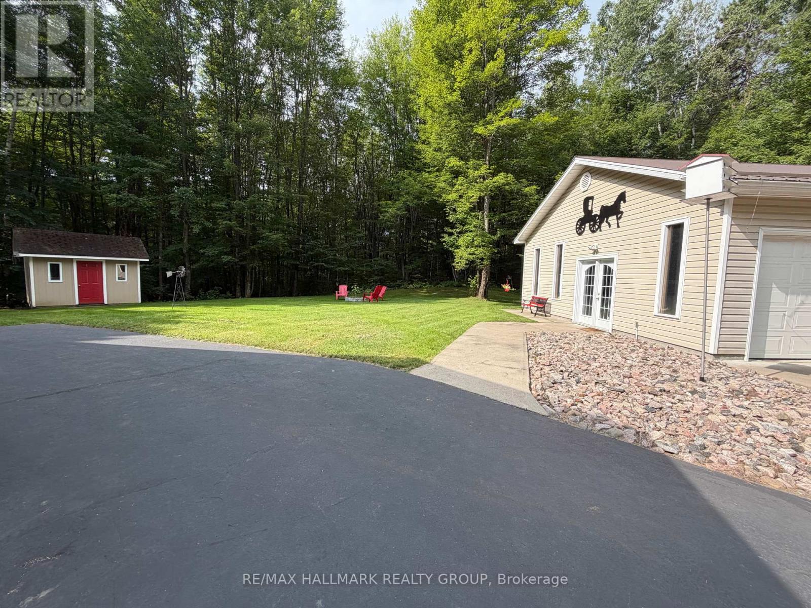 161 Barron Canyon Road, Laurentian Valley, Ontario K8A 6W7 - Photo 12 - X13849720