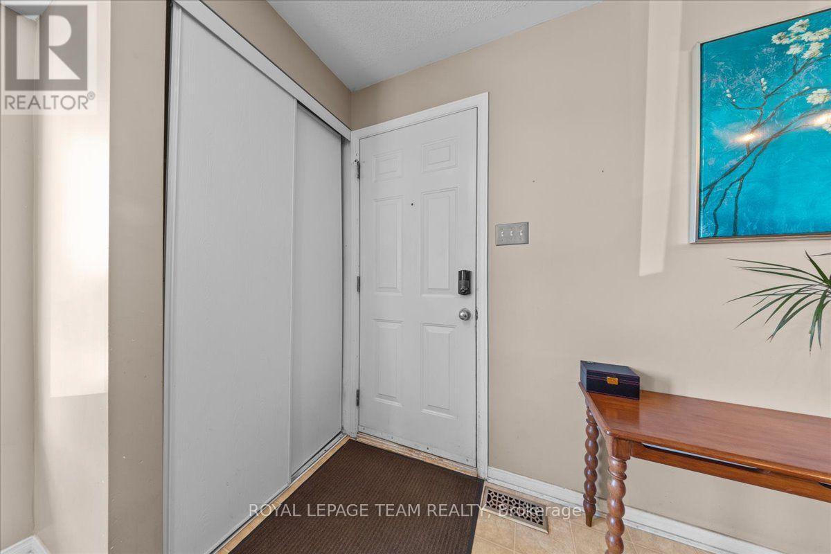 100 Bonfield Private, Ottawa, Ontario  K4A 5E4 - Photo 2 - X13849778
