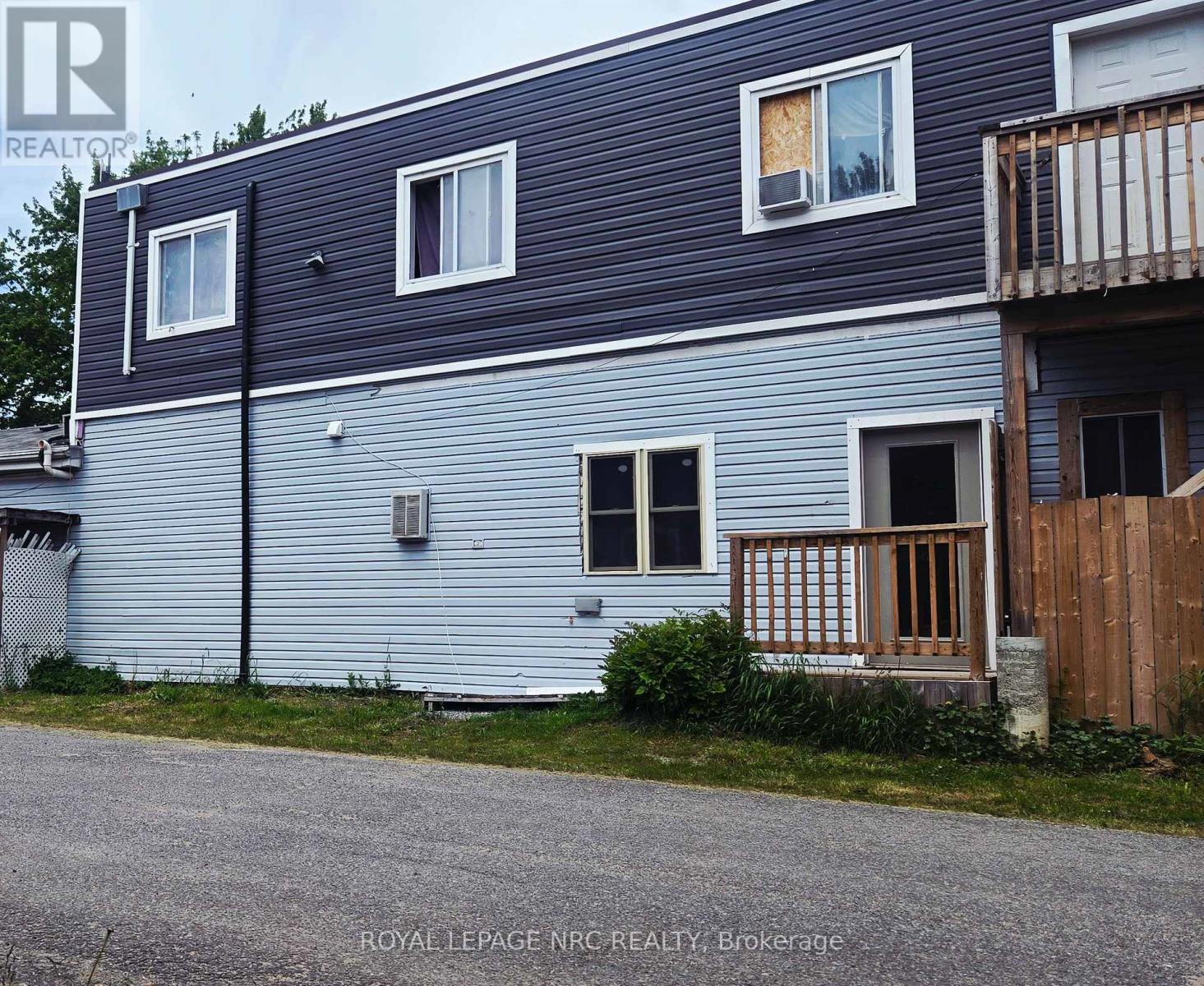 #4 - 74 Queens Circle, Fort Erie, Ontario  L0S 1B0 - Photo 4 - X13849712