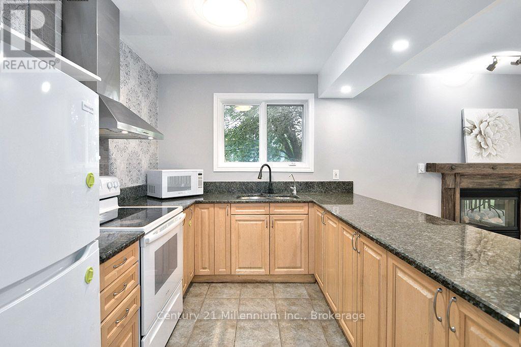 46 Donald Avenue, Clearview (Nottawa), Ontario  L0M 1P0 - Photo 8 - S13849220