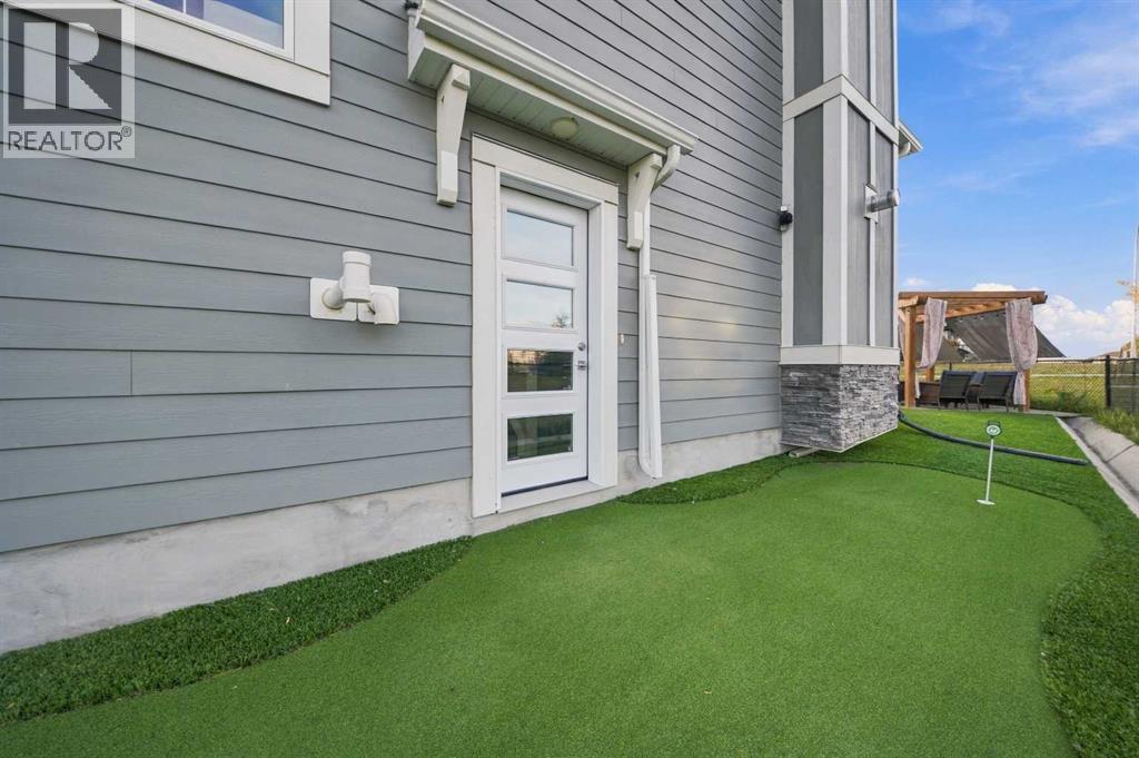 168 Magnolia Manor Se, Calgary, Alberta  T3M 3J1 - Photo 36 - A2349098