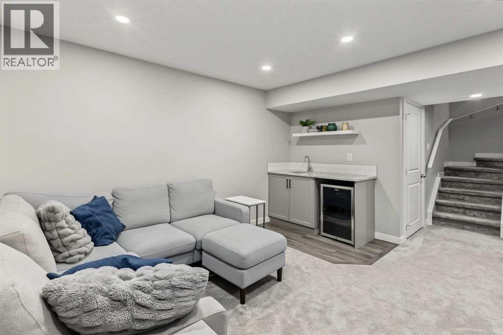16 Evansbrooke Rise NW